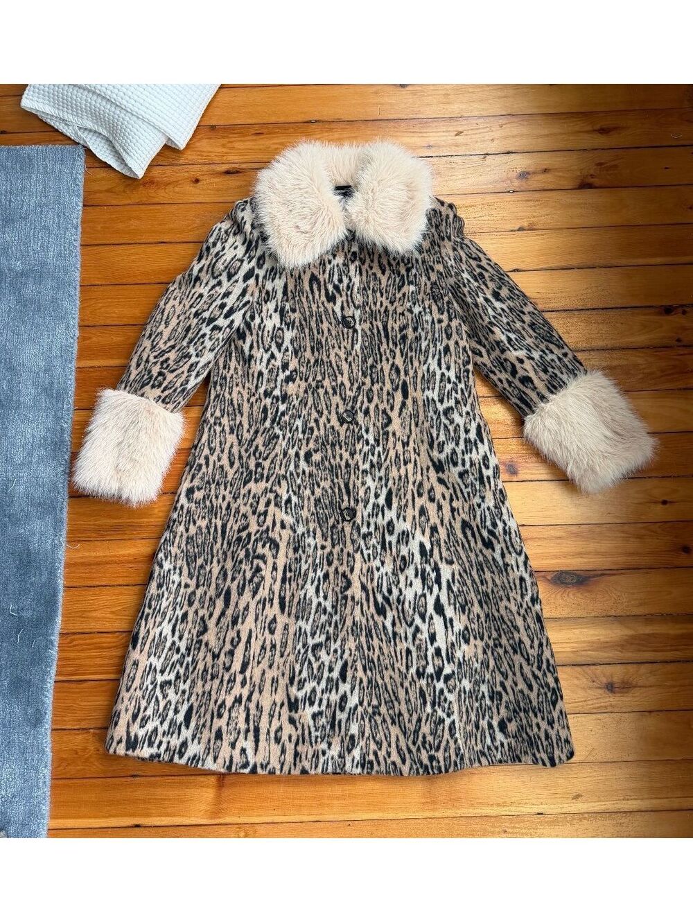 nasty gal premium wool blend animal swing coat Size 4